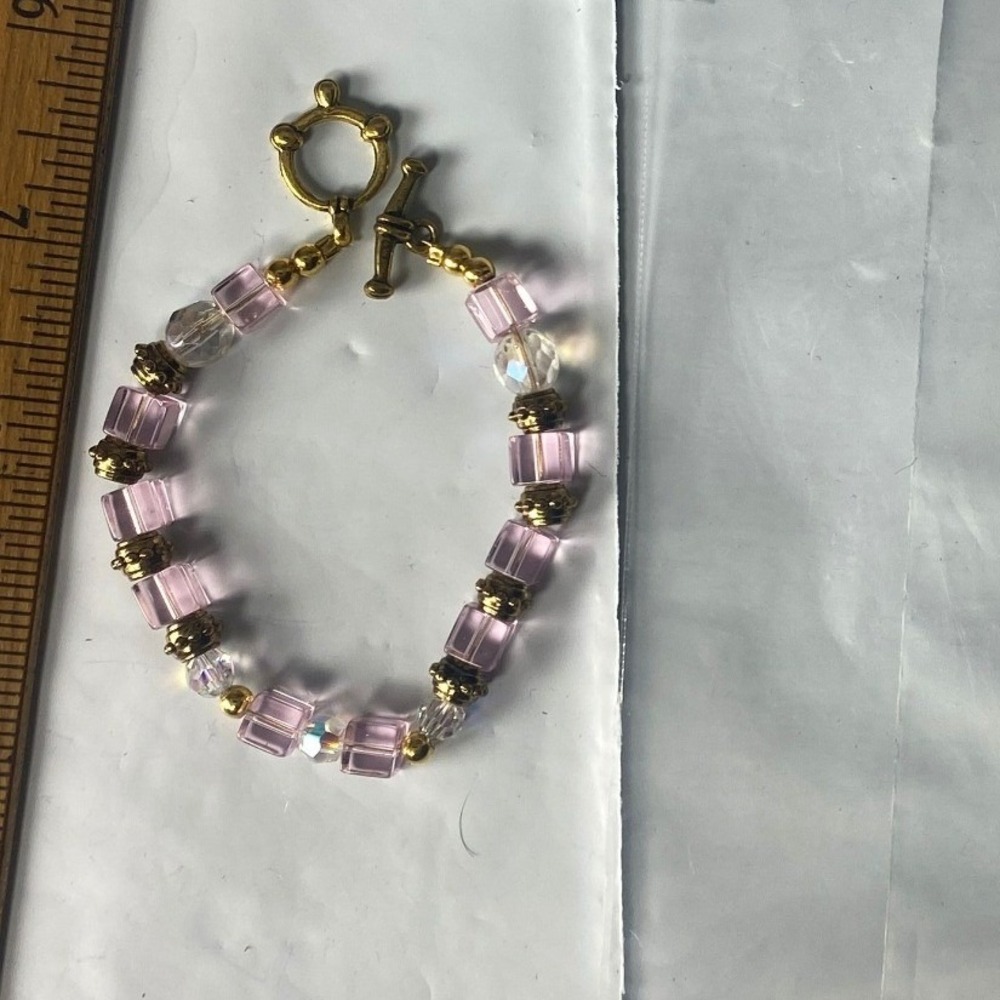 Womens Beaded Bracelet Pink Clear Crystal Gold Tone Toggle Clasp Jewelry